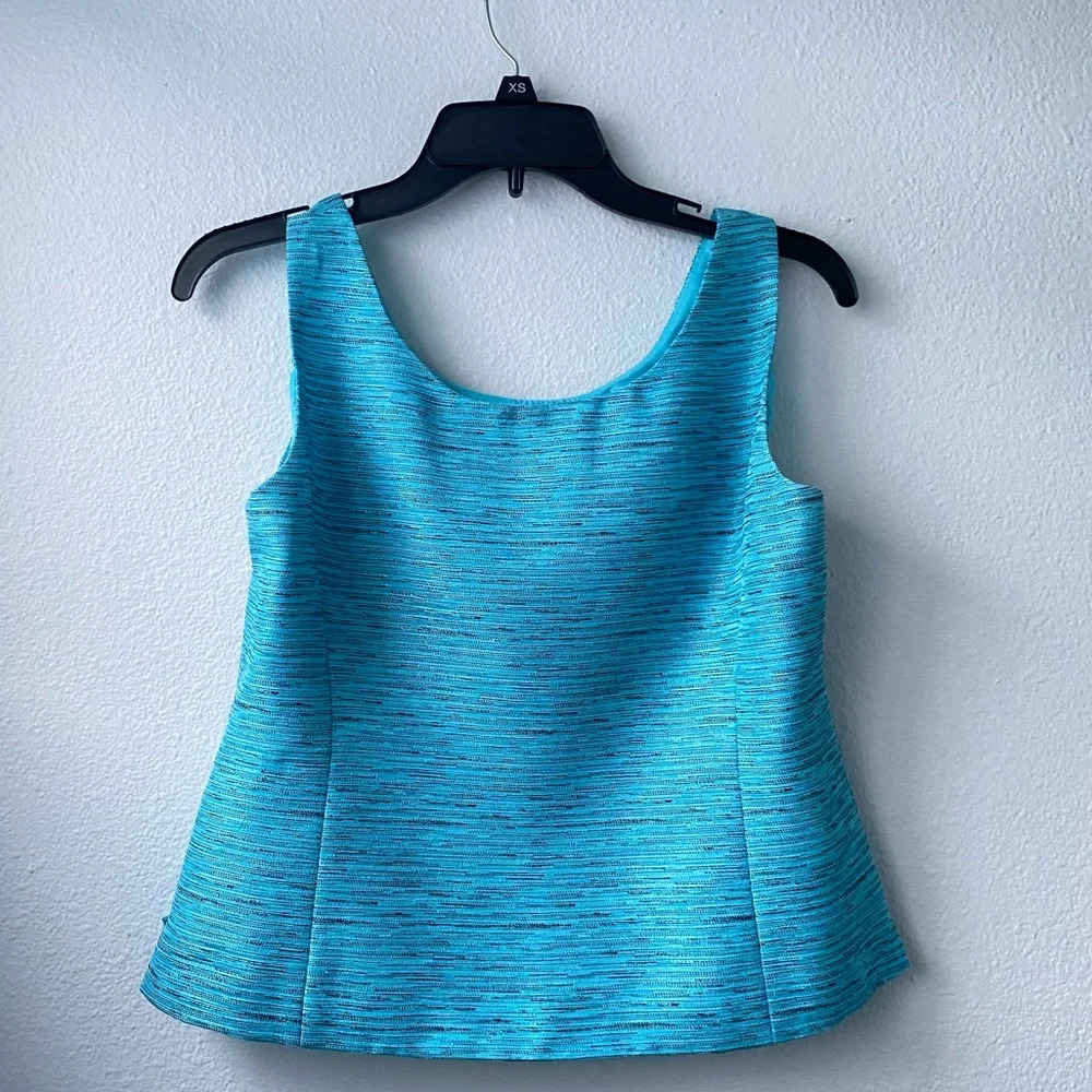 008. 2 piece set - Blazer and Matching Tank Top - Picture 8 of 16